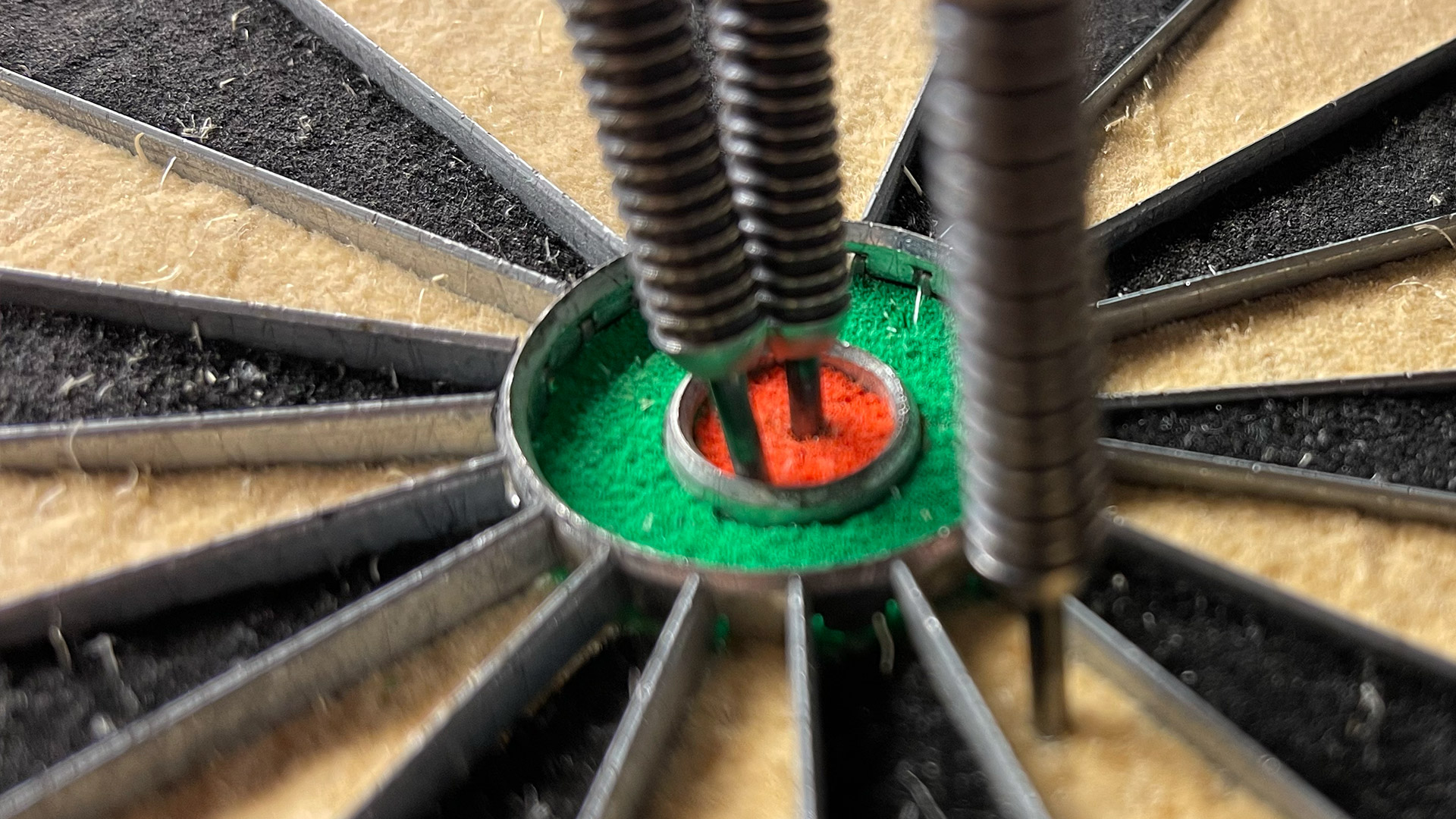 Double Bullseye in a dartboard